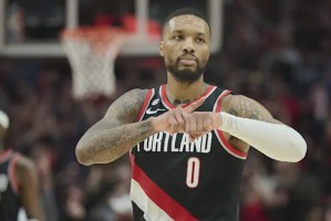 电竞比分网-深夜畅聊：说起“落叶归根”，你会想到？