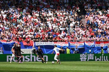 score电竞-【欧洲杯】乌龙侠立功！阿尔巴尼亚2-2逼平克罗地亚